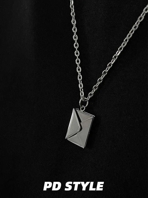 Niche Style Pdstyle Titanium Steel Girls' Practical Necklace.