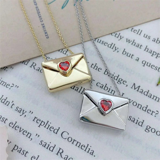 Valentine's Day Red Love Envelope Box Necklace Opening and Closing English Words I Love You Proverbs Necklace.