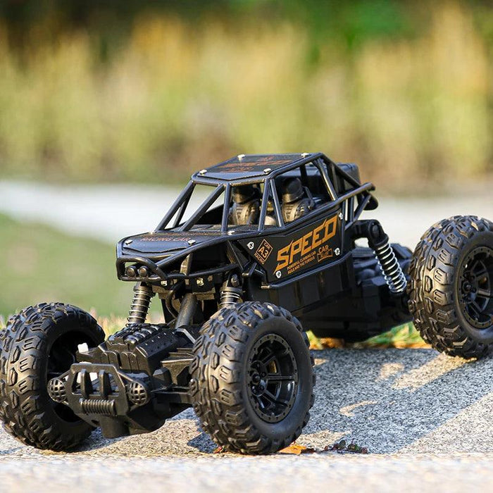 Large remote-controlled off-road vehicle, four-wheel drive, high-speed racing, climbing car, children's boy toy - Lacatang Shop