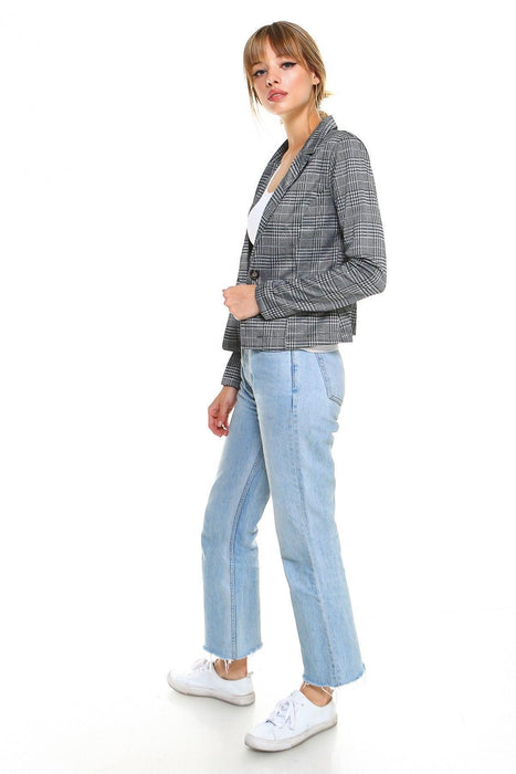 Point Plaid Blazer 

Effortlessly Elevate Any Outfit with Our Point Plaid Blazer - Must-Have Style Staple Women's Clothing Indigo Arrowwood Lacatang Shop 